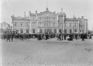 L'antiga estació de Finlàndia, a Helsinki (c. 1900). 