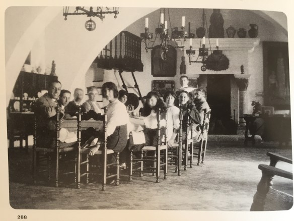 ramon-casas-i-els-seus-familiars-dinant-a-maricel-c1914